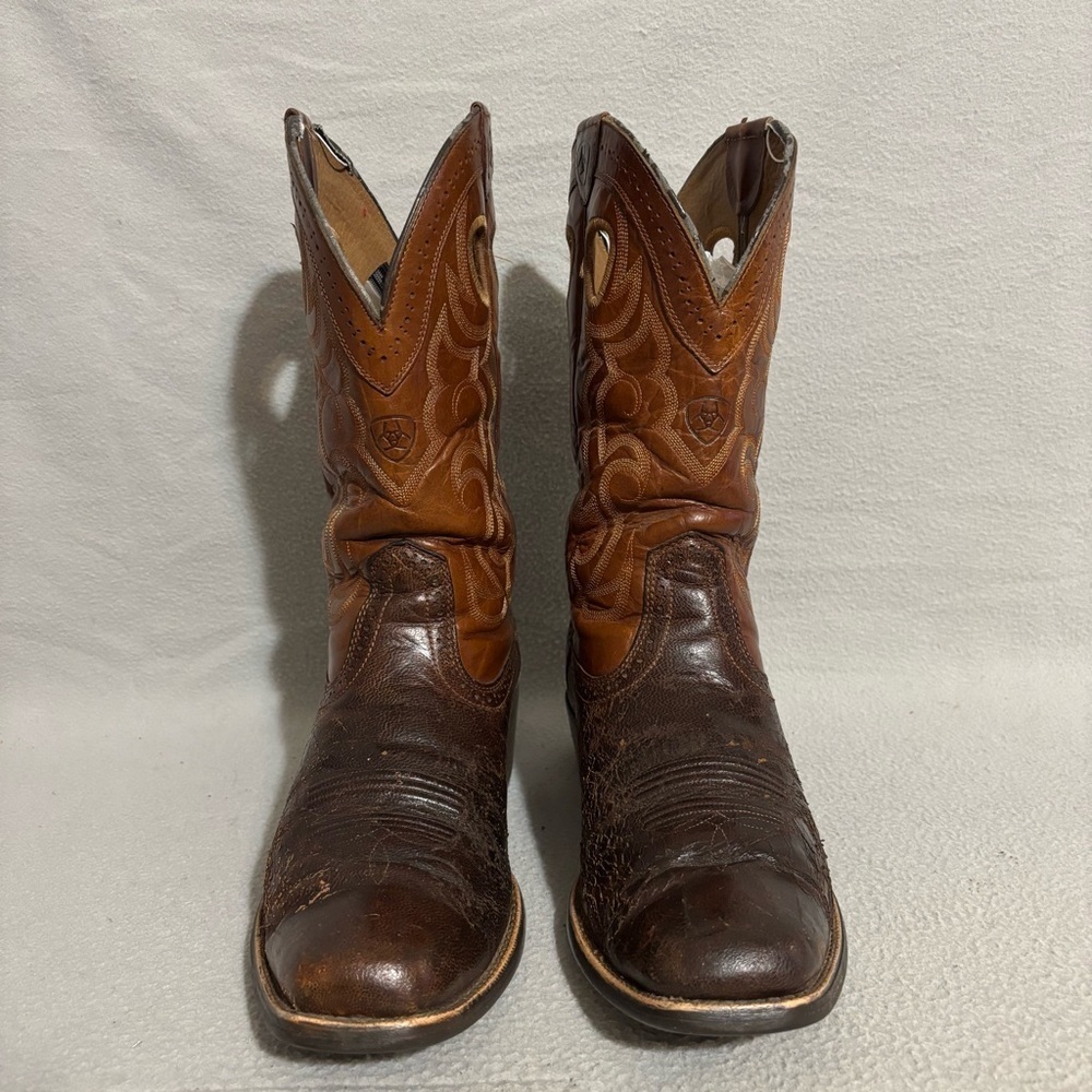 Ariat Men's Heritage Roughstock Western Leather Cowboy Boots Square Toe sz 10 EE